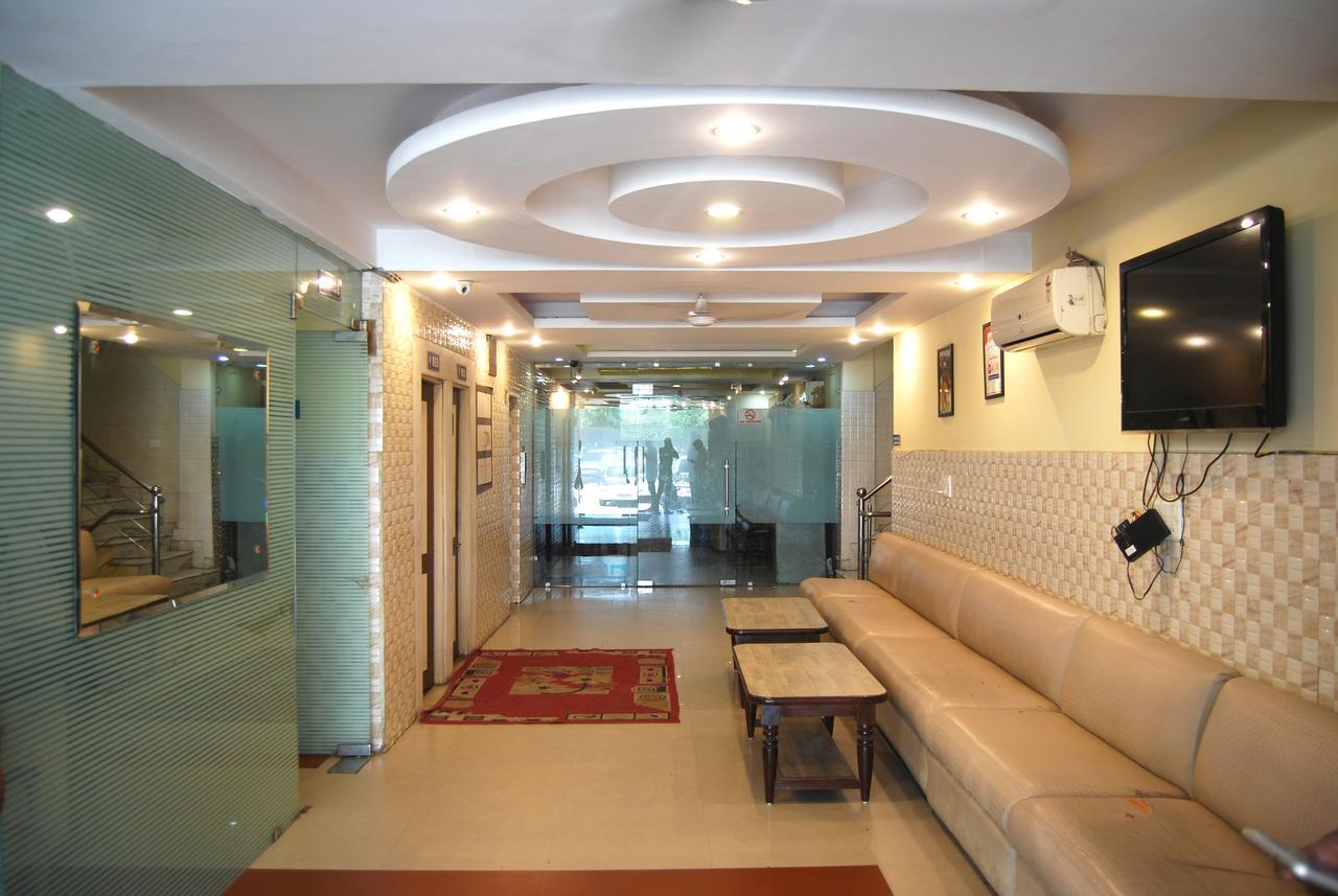 Hotel Kk Residency Chandīgarh Esterno foto