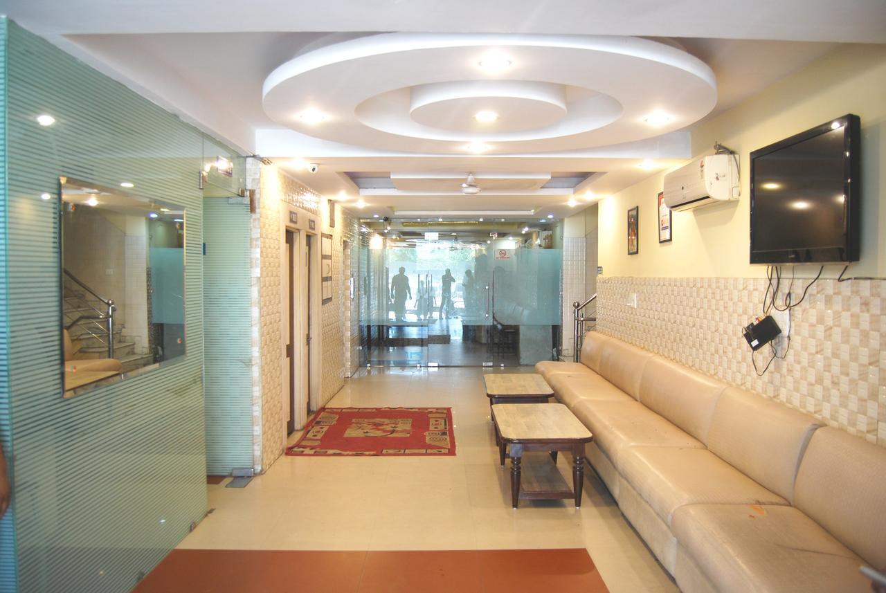 Hotel Kk Residency Chandīgarh Esterno foto